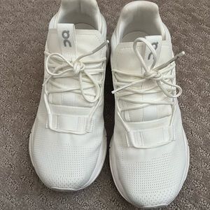 On Cloudnova sneakers